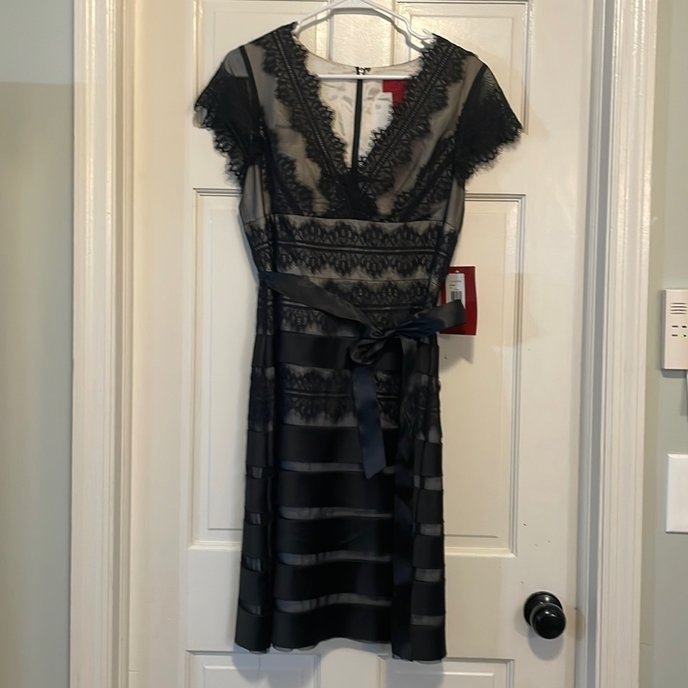 NWT JS Collections Petite.  Black with cream lining‎ lace dress Size 10P